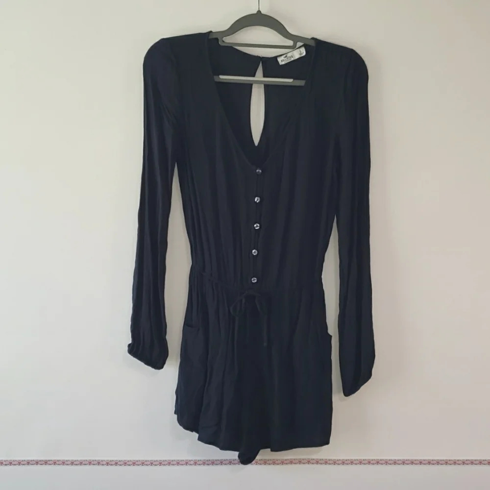 HOLLISTER California Romper Navy Blue Small Long Sleeves Cinch Waist Beach Boho